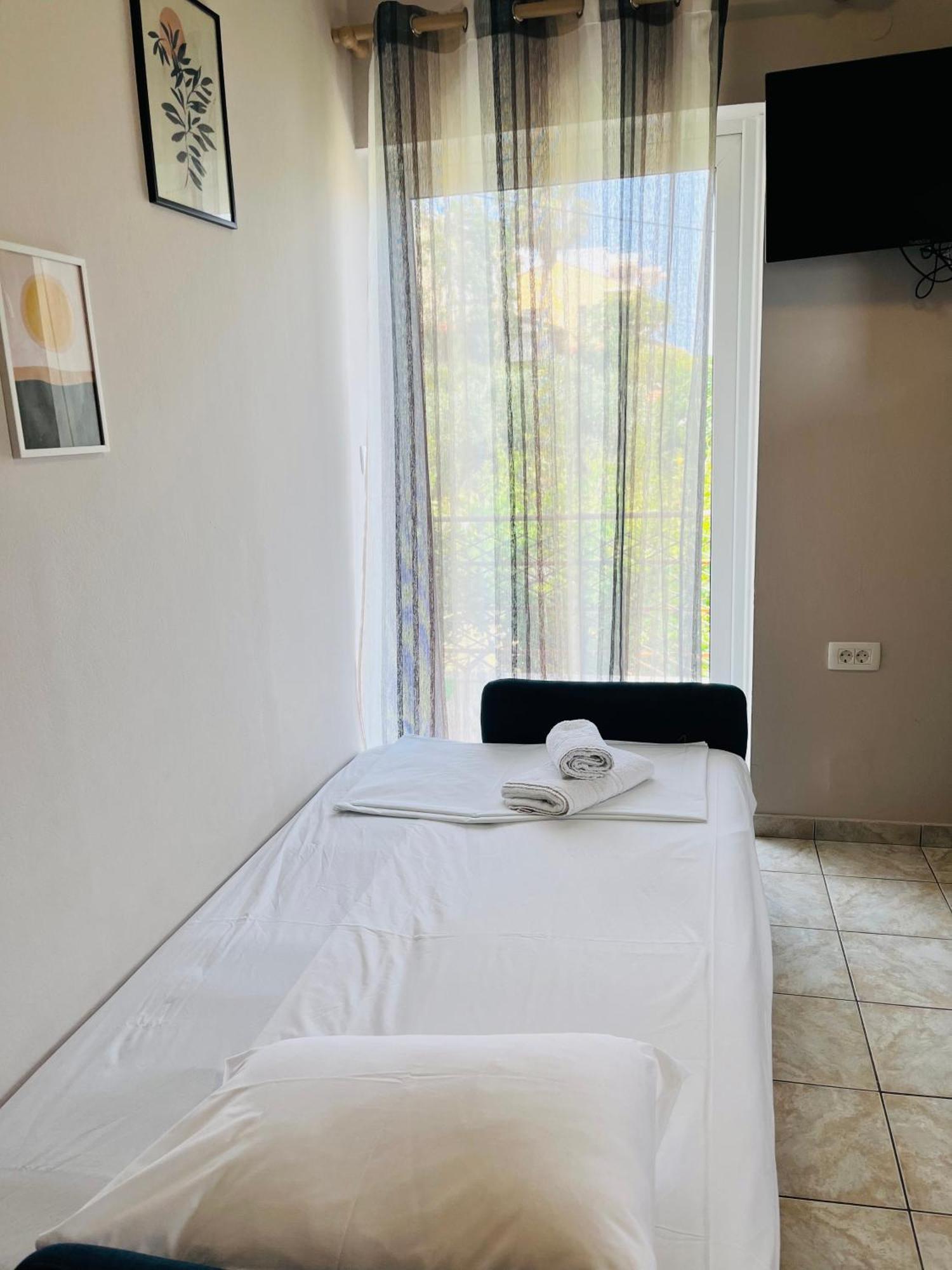 Dream Apartments Палиохора Екстериор снимка